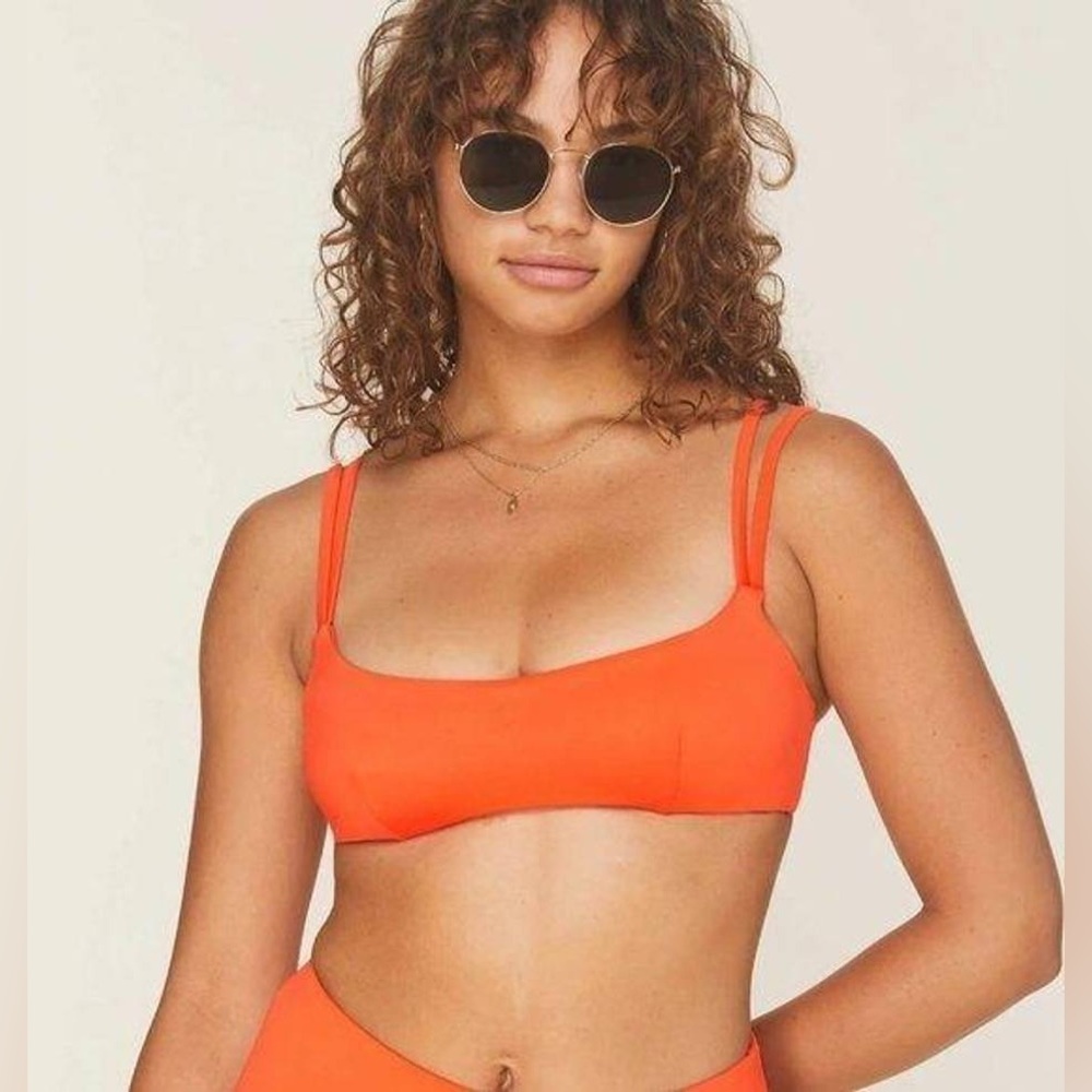 ANDIE Swim: The‎ Rockaway Top in Black